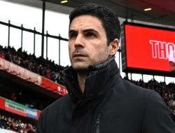Arsenal di Ujung Tanduk: Nasib Nwaneri dan Perburuan Striker Top!