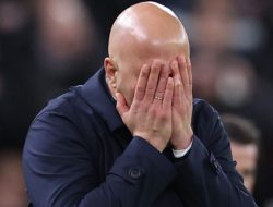 Liverpool Belum Siap Juara? Kutukan Bek Tengah Kembali!