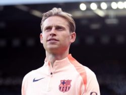 Barcelona Incar Puncak! Szczesny Starter?