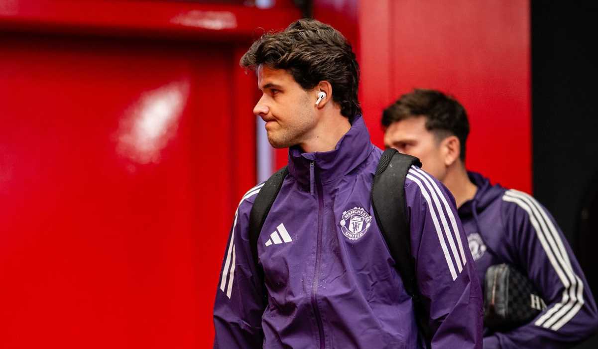 MU Cuci Gudang Kiper? Transfer Ini Dapat Nilai Sempurna!