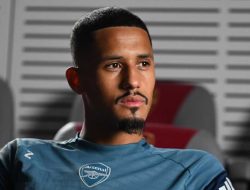 Saliba Tolak Madrid, Pilih Setia di Arsenal!