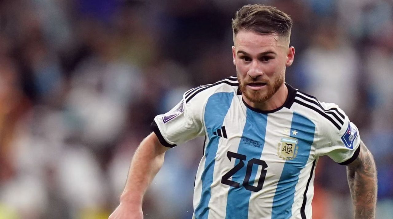 Liverpool Tanpa Mac Allister? Slot Siapkan Kejutan!