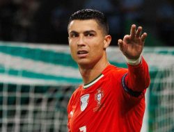 CR7 Kembali Pecahkan Rekor! 1000 Gol Menanti?
