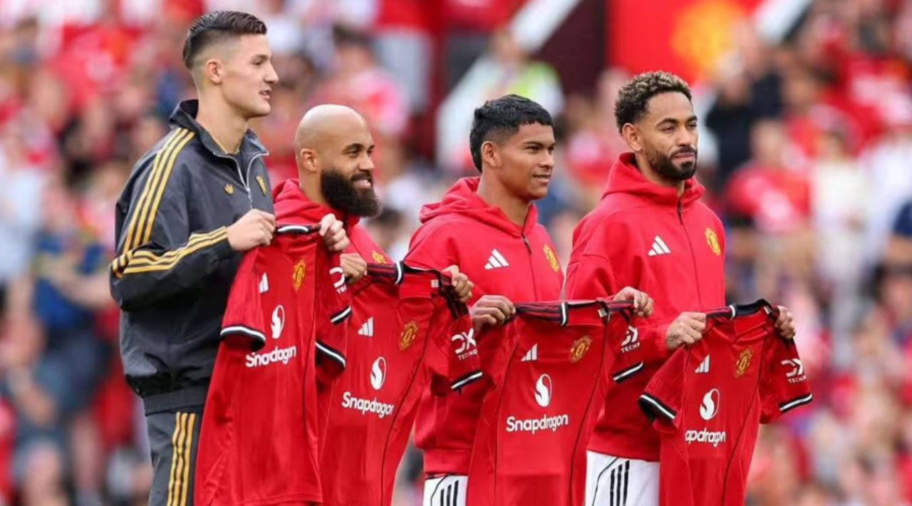 MU Wajib Bangkit! Trio Rp4T Unjuk Gigi?
