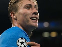 Hojlund Sindir MU? Selebrasi Golnya Jadi Sorotan!