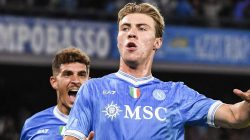 MU Gigit Jari? Hojlund Menggila di Italia!
