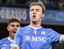 MU Gigit Jari? Hojlund Menggila di Italia!