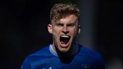 Liverpool Gigit Jari! Everton Pagari Bintangnya?