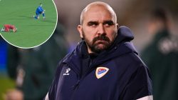 Tragedi! Pelatih Kolaps & Meninggal di Pinggir Lapangan