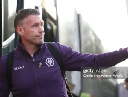 Leeds Lebih Ganas dari Klasemen? Ini Kata Edwards!