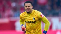 Perang Transfer Sengit! Spurs Incar Kiper Muda Jerman