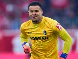 Perang Transfer Sengit! Spurs Incar Kiper Muda Jerman