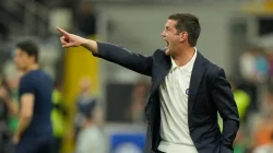 Misi Chivu: Datangkan Penguasa Lini Tengah Inter!